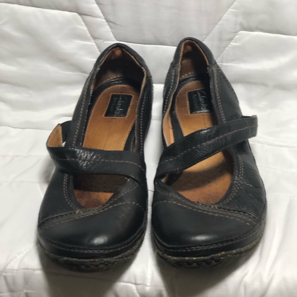 Comfort slip ons